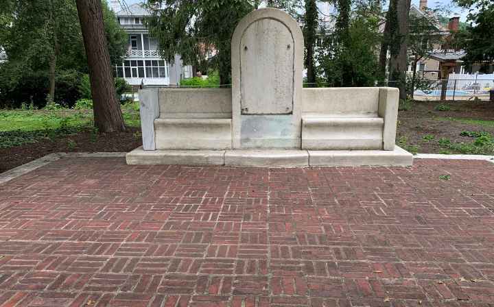 A blank monument is shown after a confederate plaque was removed from its face